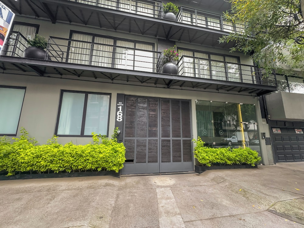 Armonik Suites 3/66