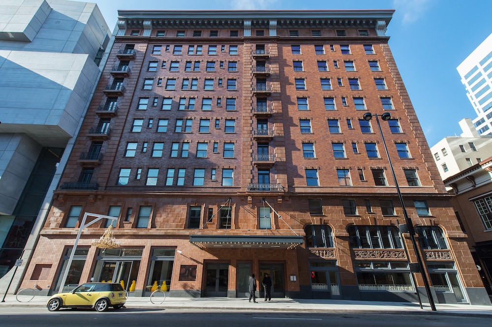 21C Museum Hotel Cincinnati 2/63