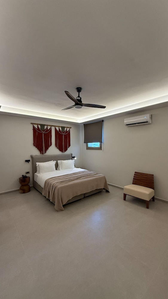 ROOM, DOUBLE BED, ACCESSIBLE