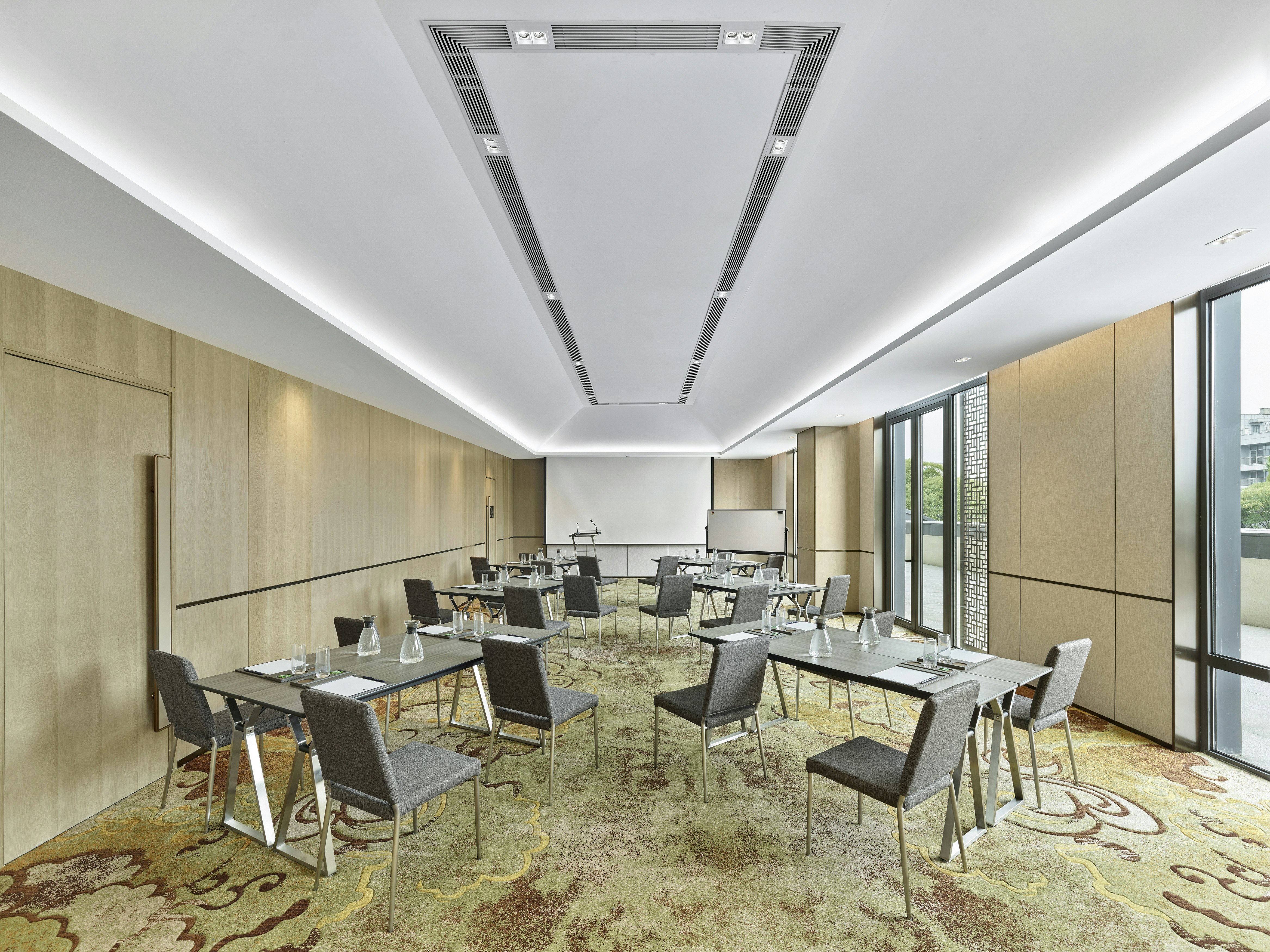 DoubleTree by Hilton Beijing Badaling 33/35