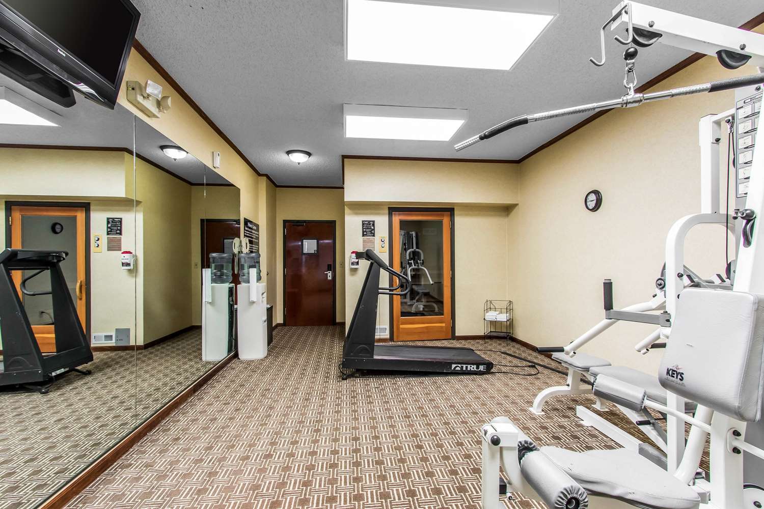 Ardmore Inn & Suites 7/19