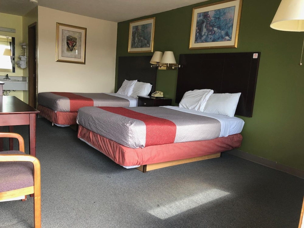 Salt Creek Inn 7/36