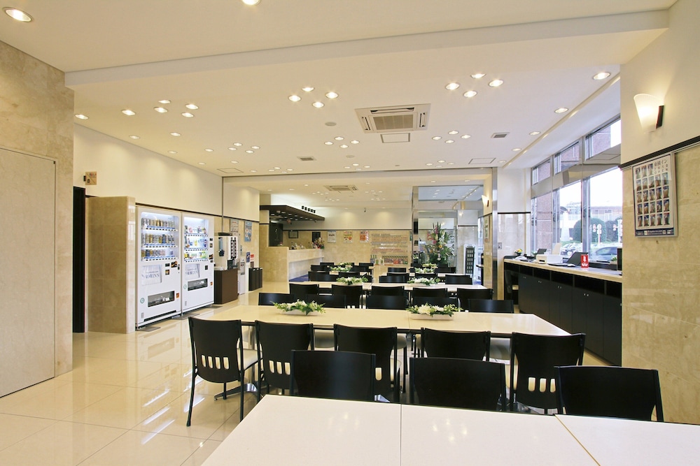Toyoko Inn Fussa Ekimae Higashi Guchi 56/59