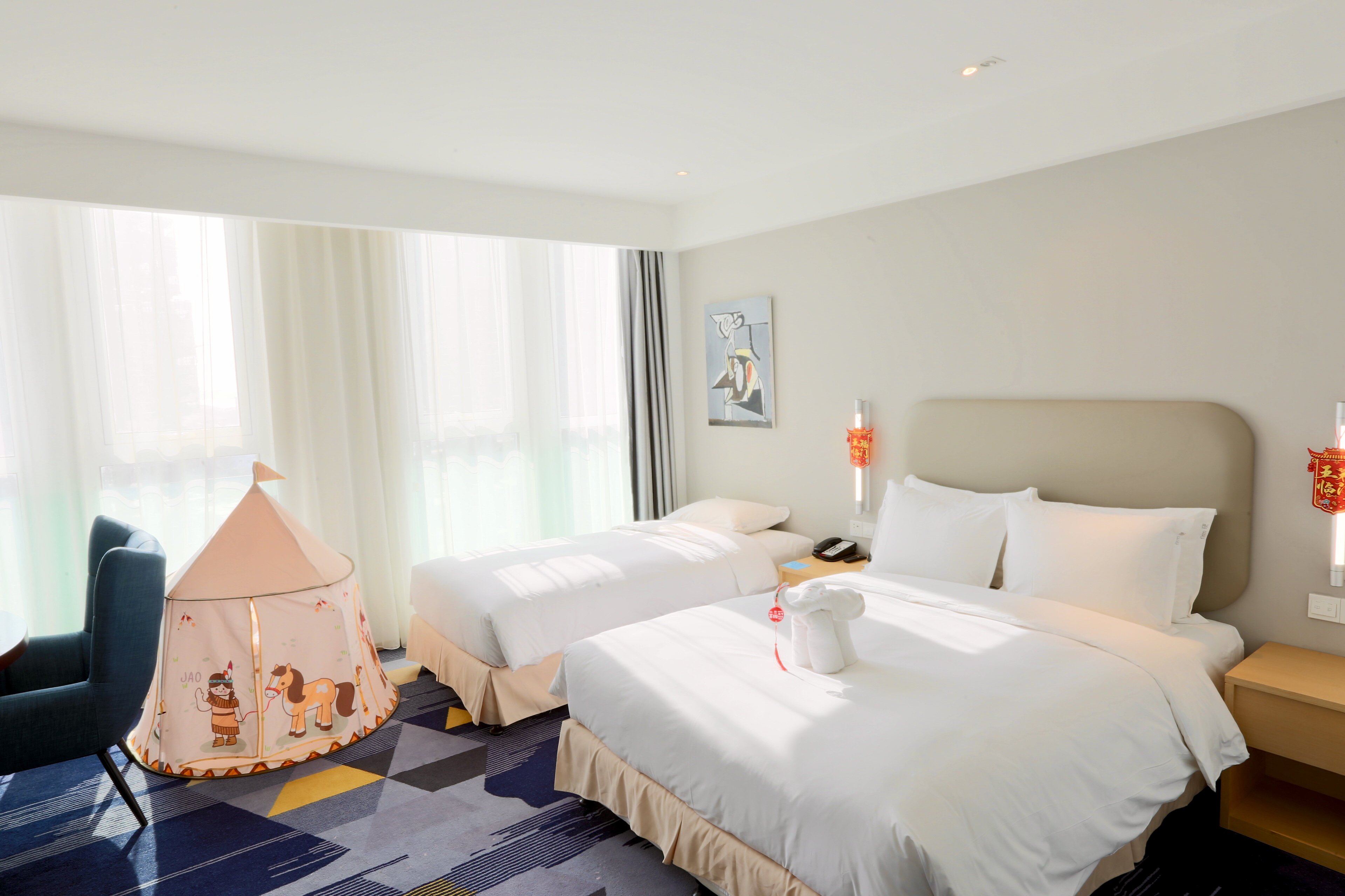 HOLIDAY INN EXPRESS QINGDAO WEST COAST 14/45