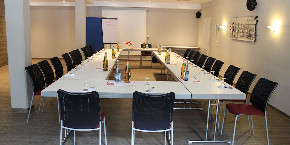 ACHAT Hotel Monschau 43/65