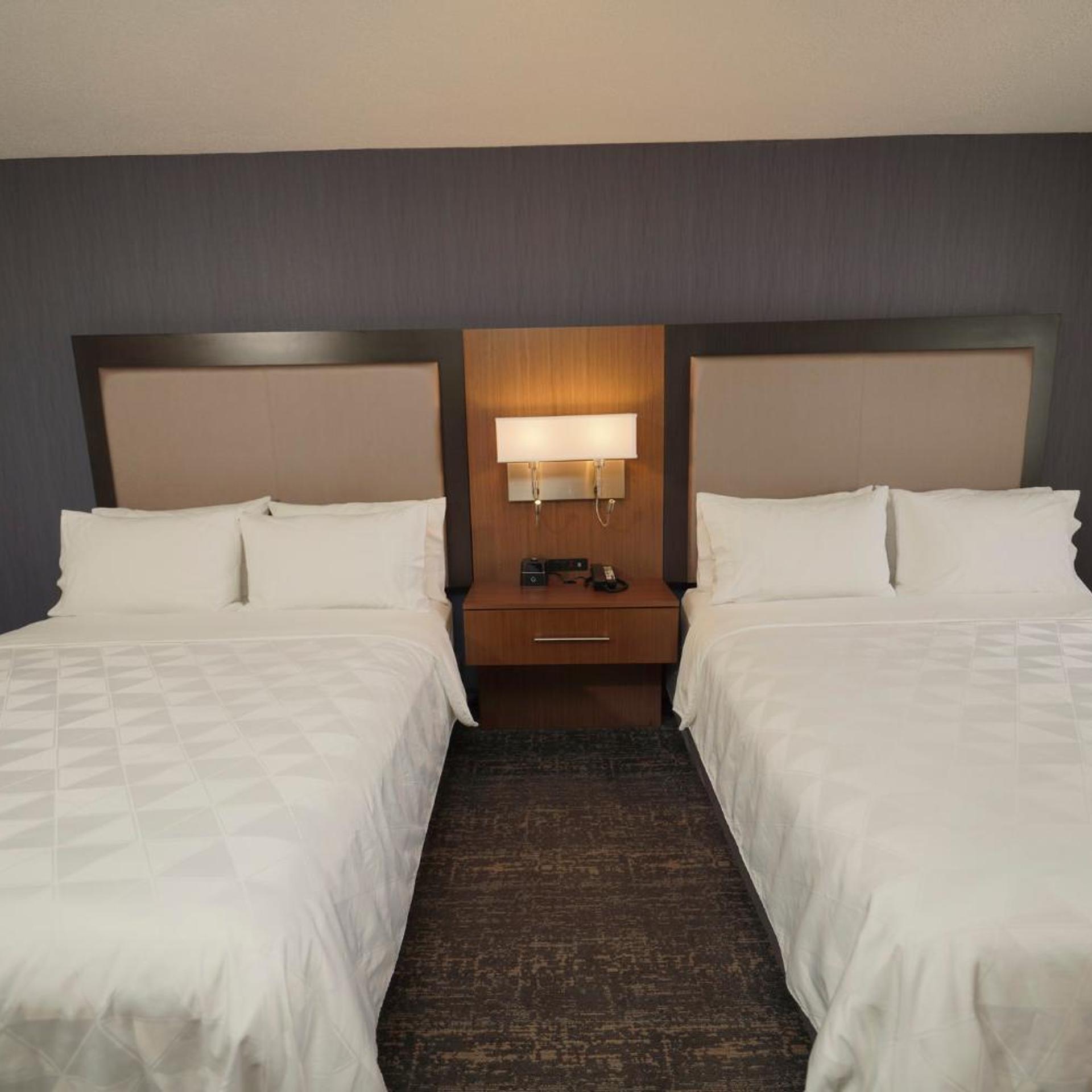 Executive, Twin Beds