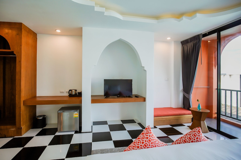 Khaleej Mazz Hotel Patong 48/73
