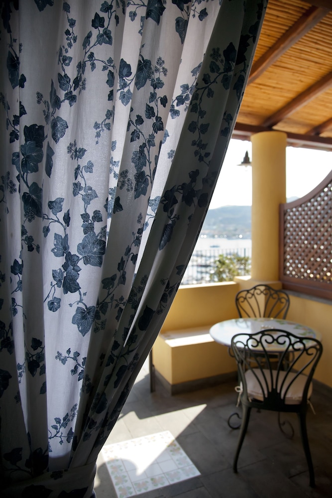 Hotel A Pinnata Lipari 2/33