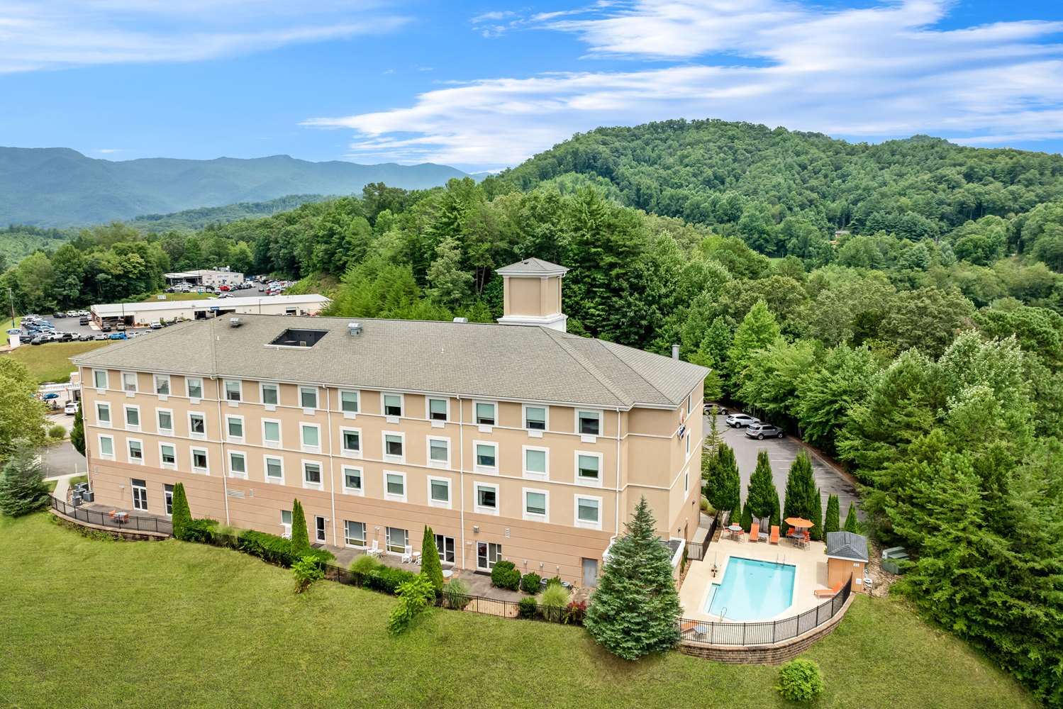 Comfort Inn Sylva - Cullowhee Sylva NC 8/57