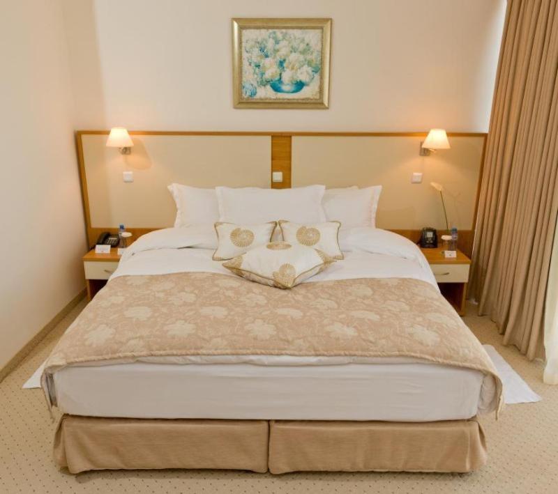 ROOM, DOUBLE BED, SEA VIEW