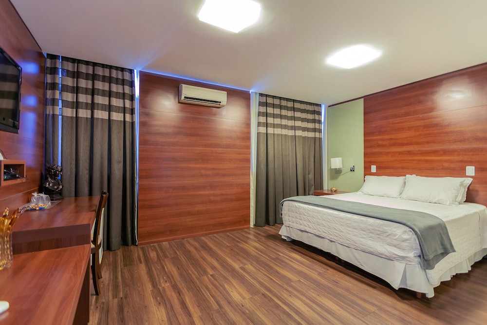 Tri Hotel Executive Criciuma 5/50