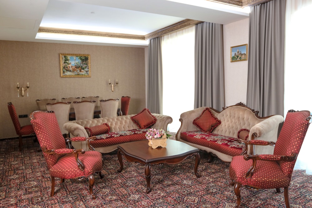Konyak Hotel 39/62