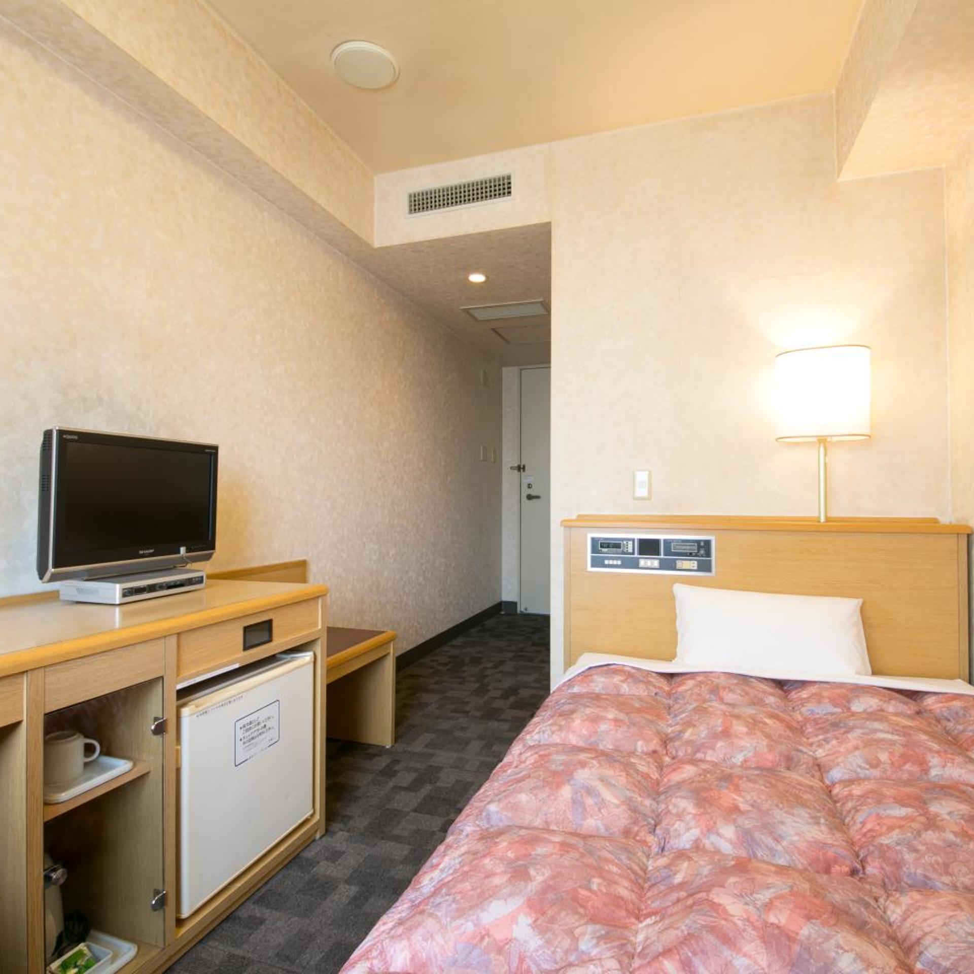 Kuwana Green Hotel 37/42
