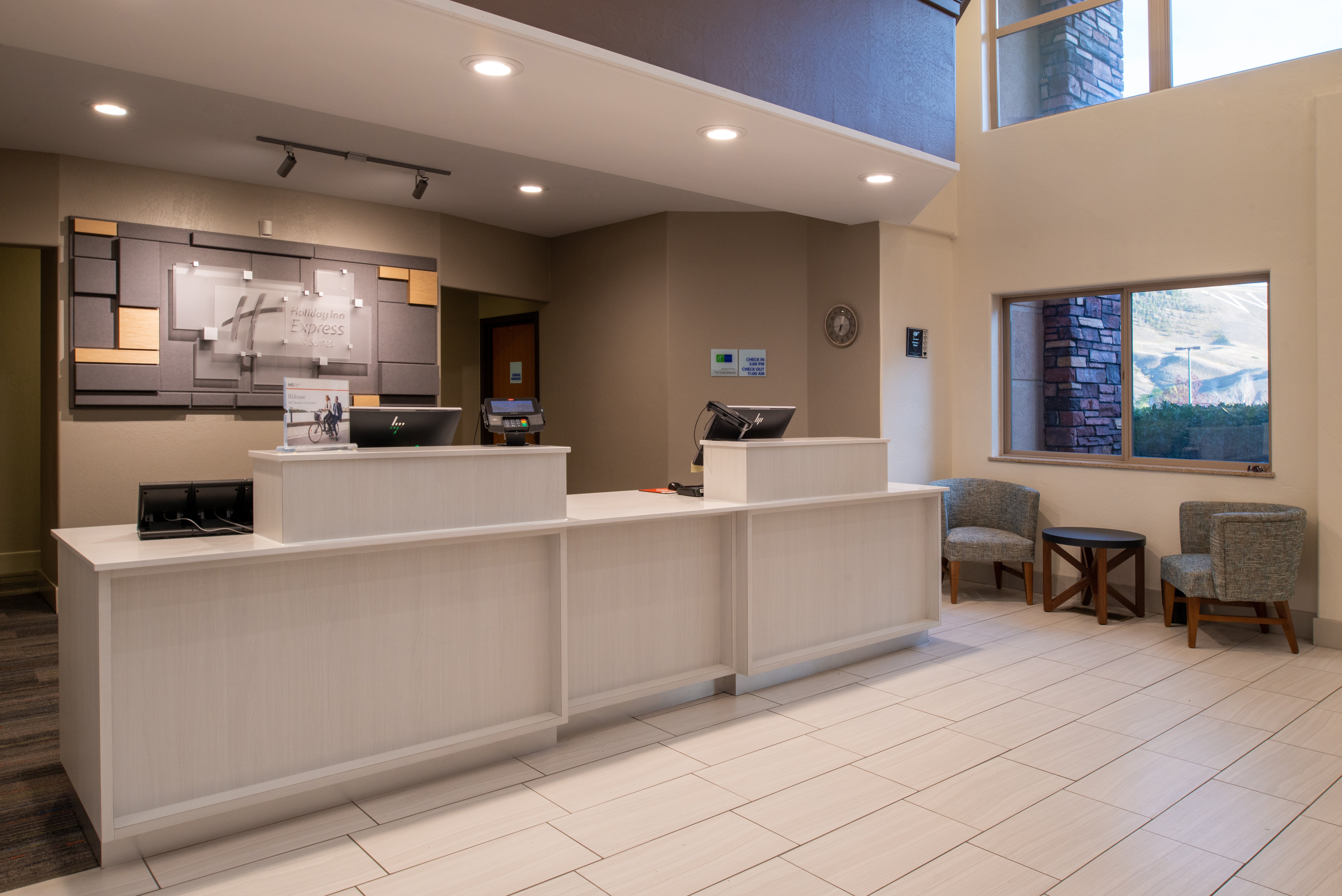 Holiday Inn Express Hotel And Suites Gunnison 11/73