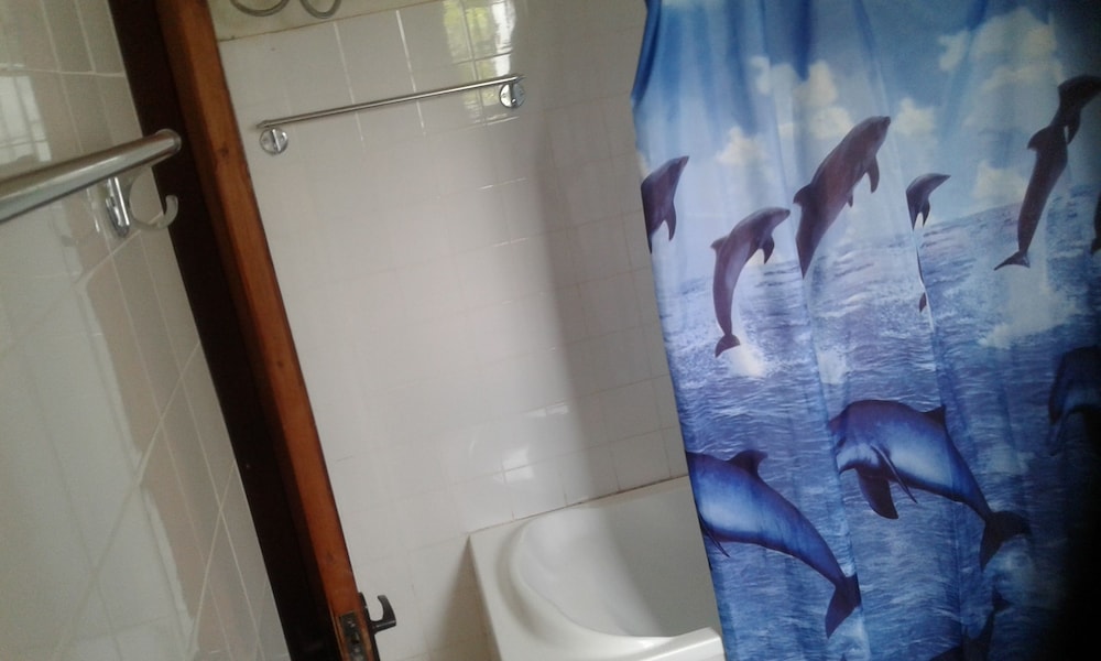 Skyway Hotel Entebbe 27/45