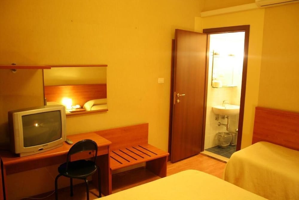 Romagna Hotel 16/32