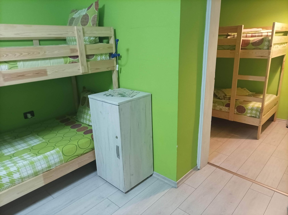 PETER PAN HOUSE 39/40