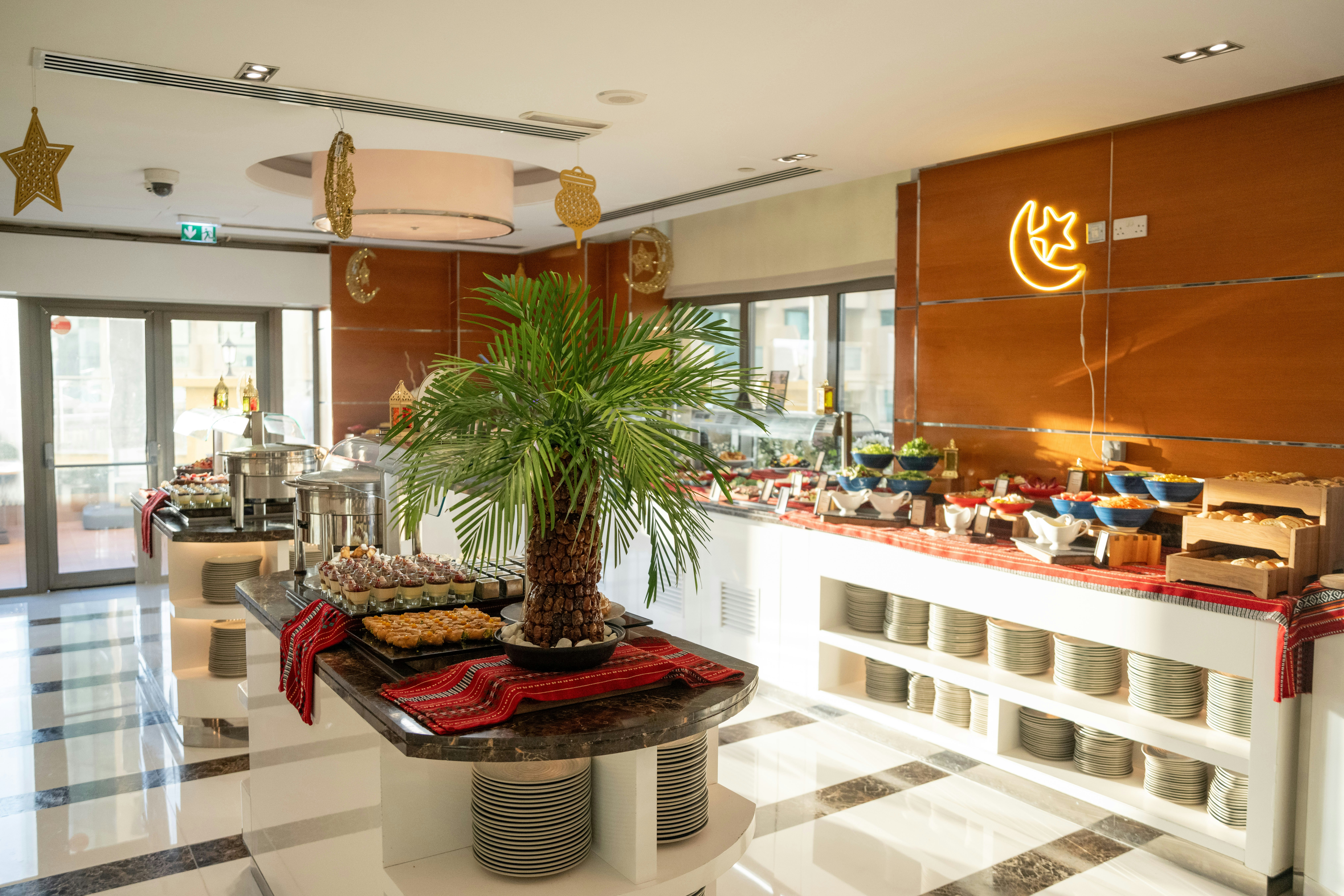 Hilton Dubai Jumeirah 11/84