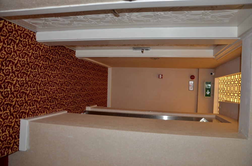 Sun Comfort Hotel 8/48