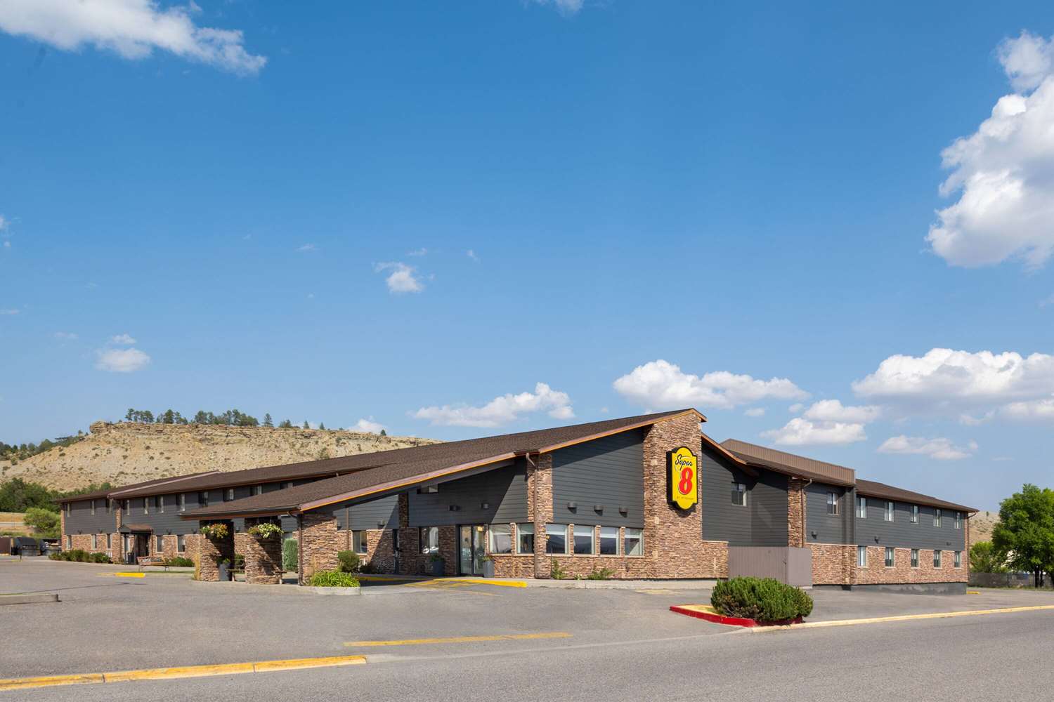 Super 8 by Wyndham Columbus MT 20/23