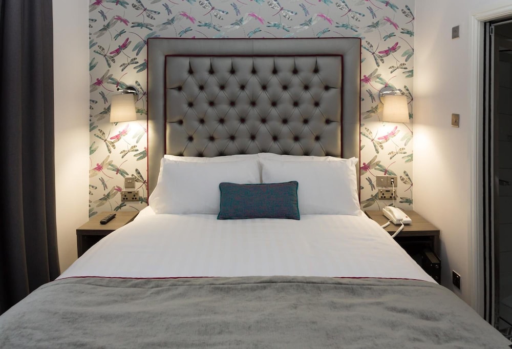 The Beverley Hotel 26/50