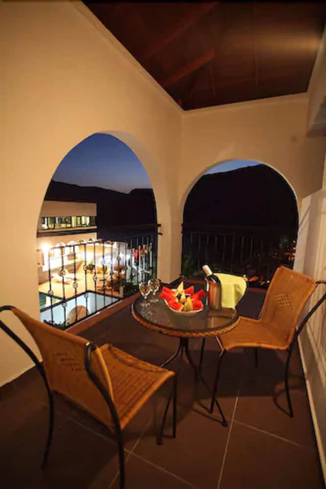 Kalamar Hotel 28/50