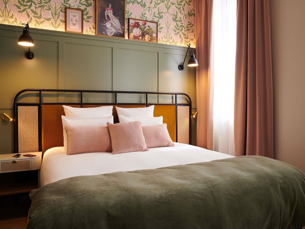 Square Lodge Hotel La Roche sur Yon - Handwritten Collection 16/46