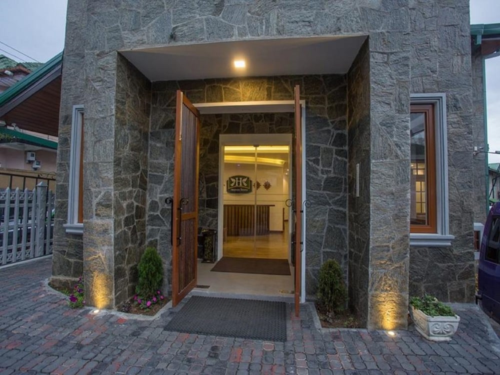 Heaven Seven Hotels in NUWARA ELIYA