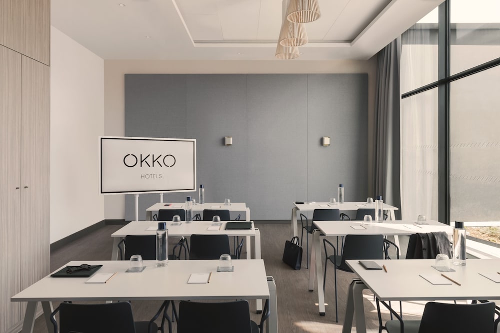Okko Hotels Paris La Defense 47/51