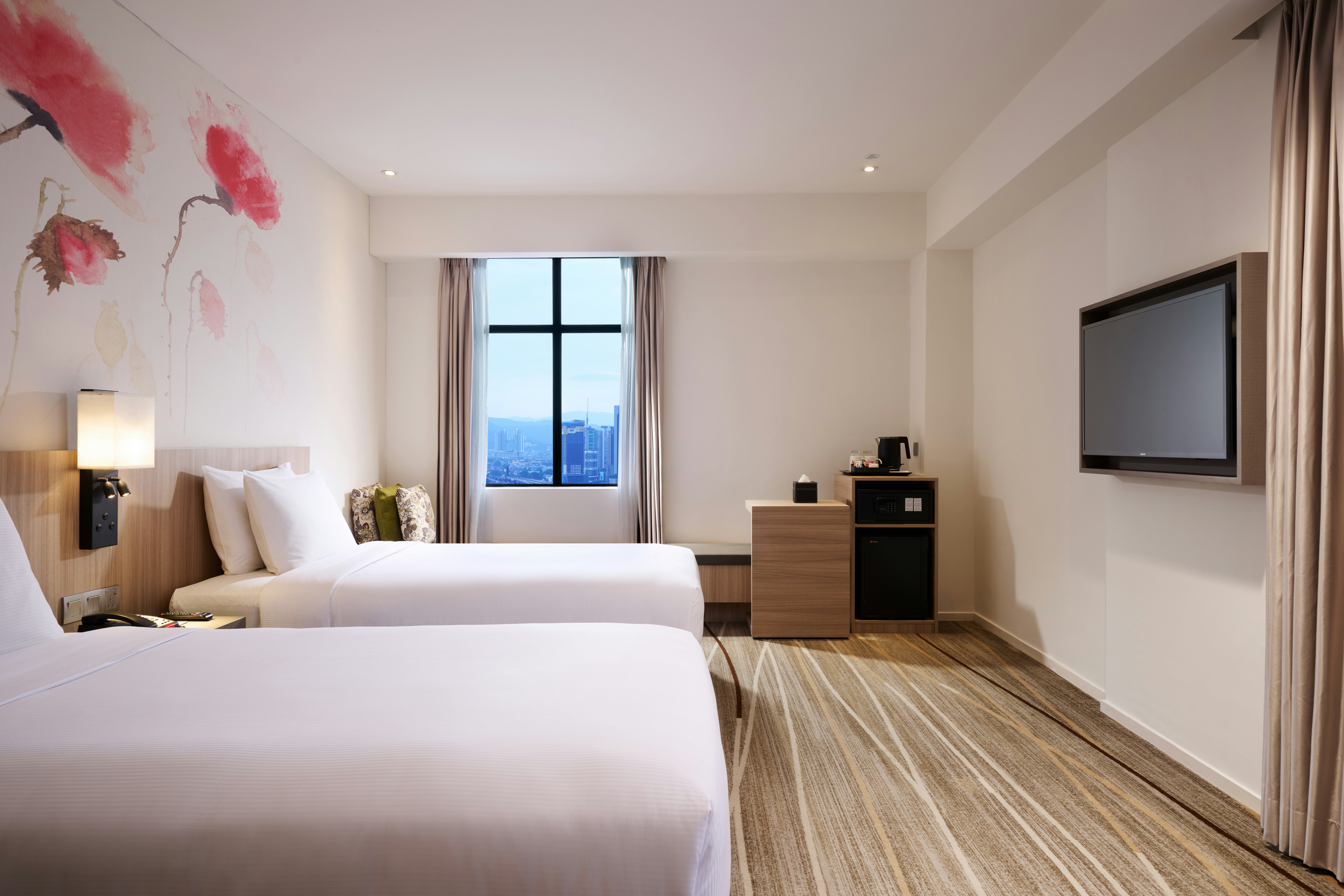 DELUXE, TWIN BEDS, KL TOWER VIEW
