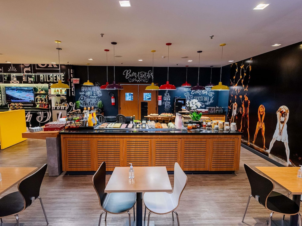 Ibis Joinville 40/58
