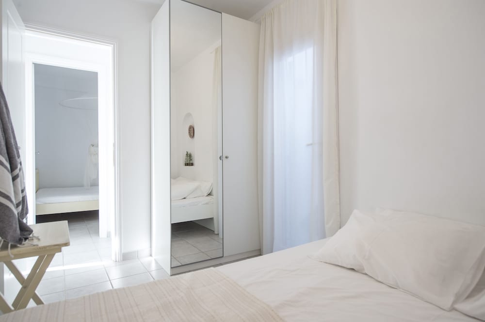 Cleopatra Homes 24/50