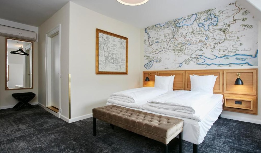 Jorgensens Hotel 17/70