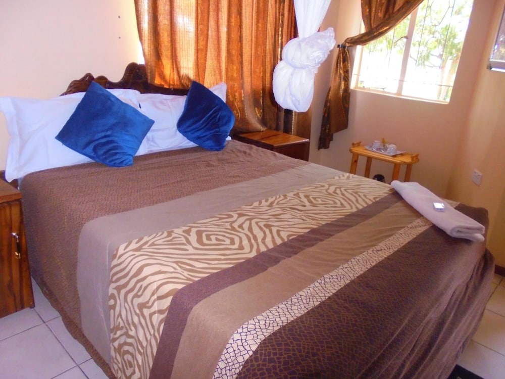 White Rose Lodge 5/50