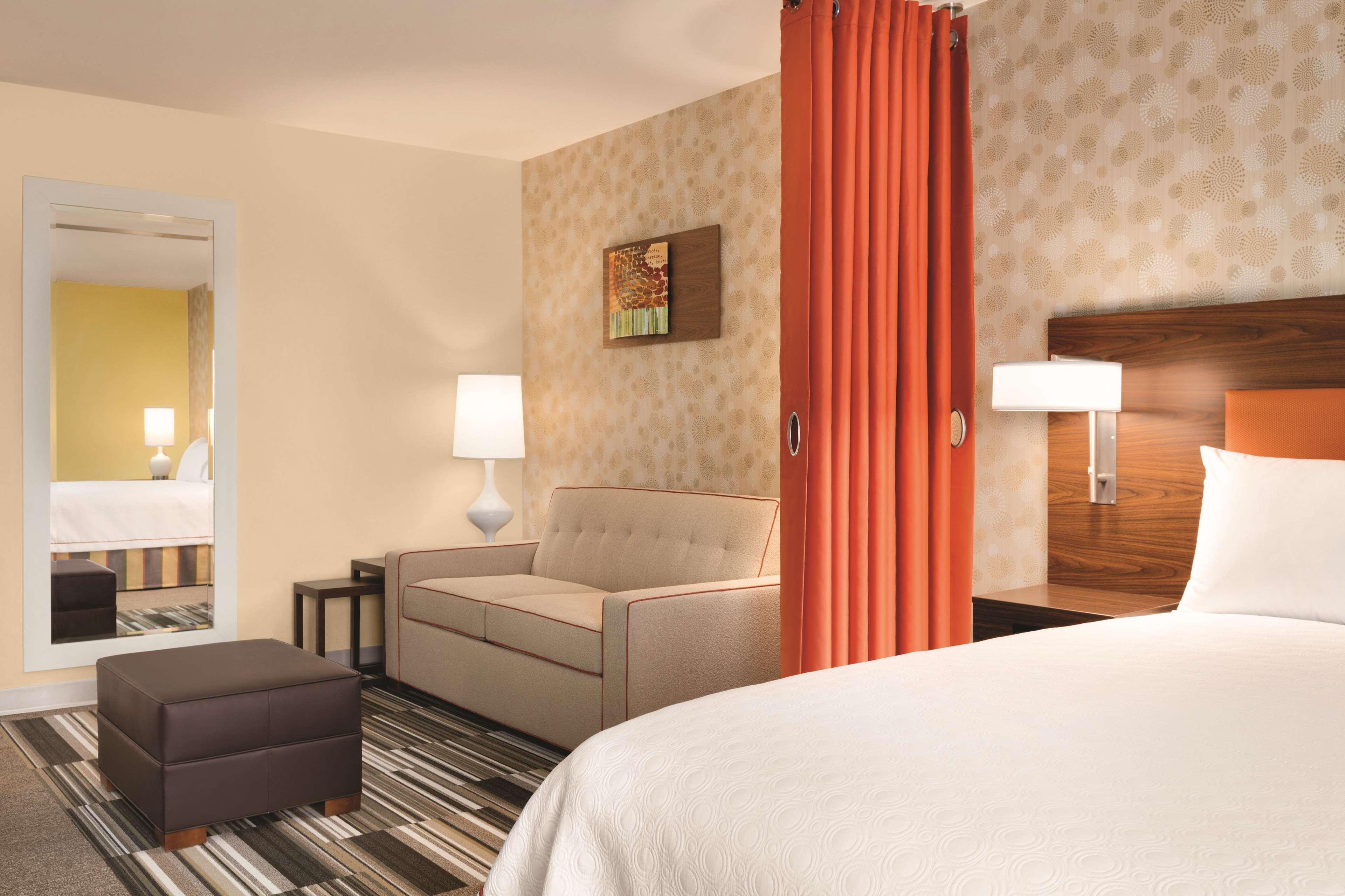 STUDIO, SUITE, KING BED, ACCESSIBLE