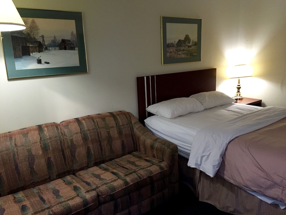 Colonial Inn 28/62