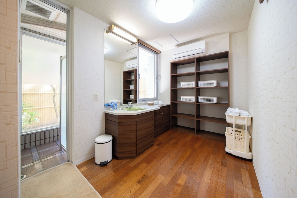 Asuka Hotel 36/50