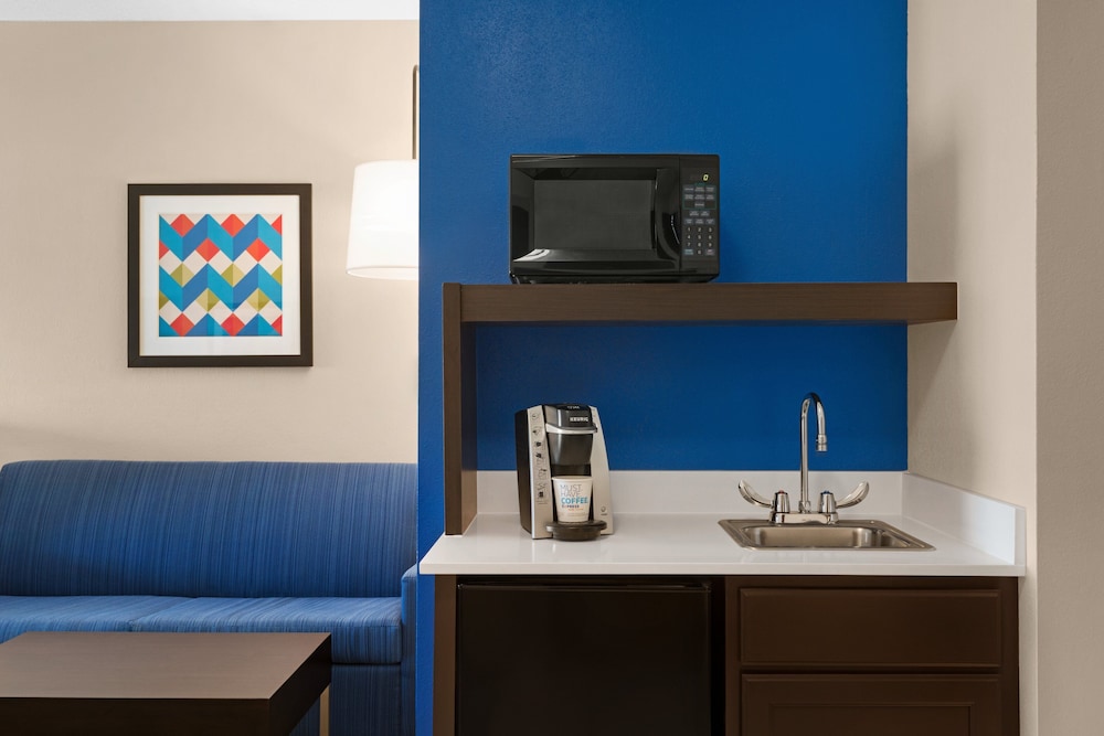 Holiday Inn Express Hotel And Suites Mcalester 57/63
