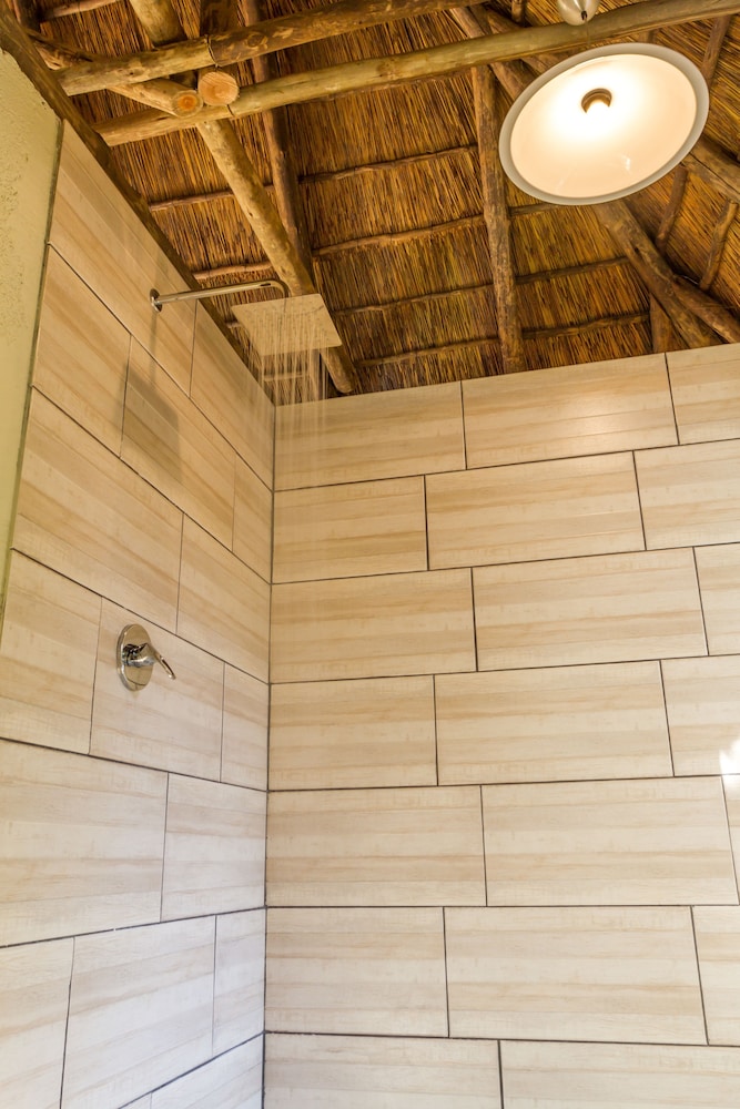 Panzi Lodge 23/50