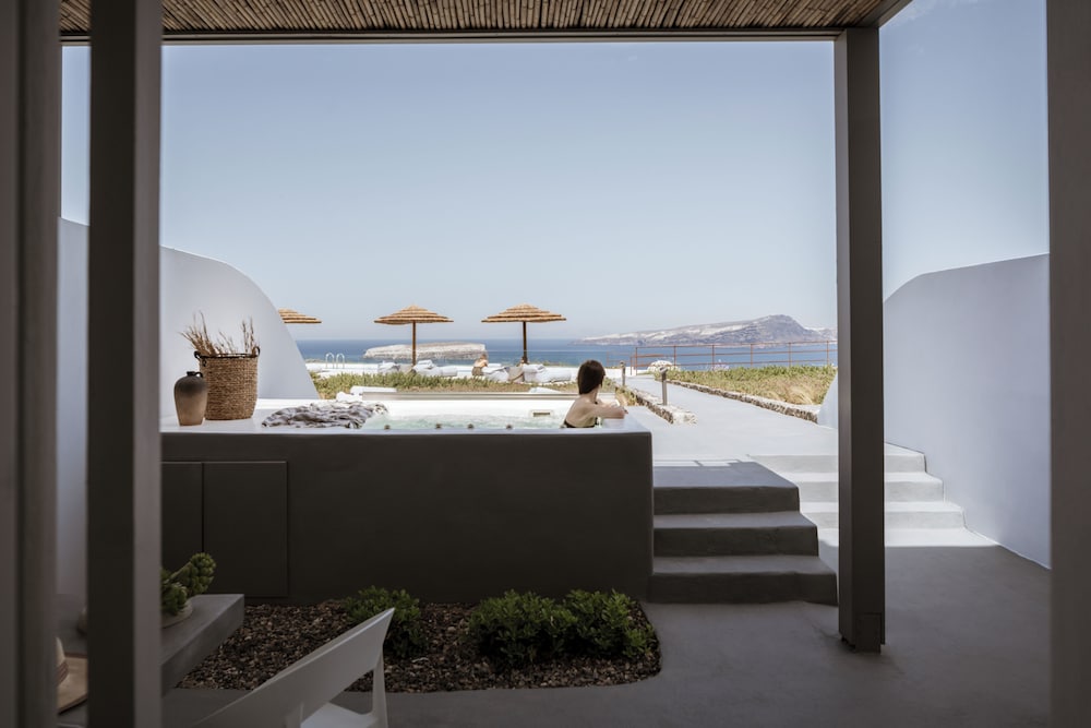 Coco-Mat Hotel Santorini 36/43