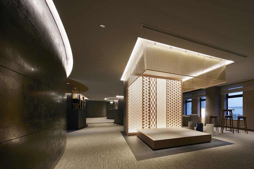 Centrair Hotel 7/64
