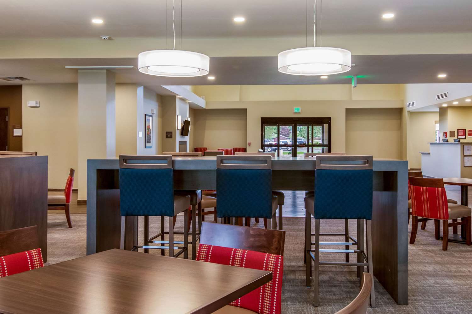 Comfort Suites Wooster near University Campus 40/54