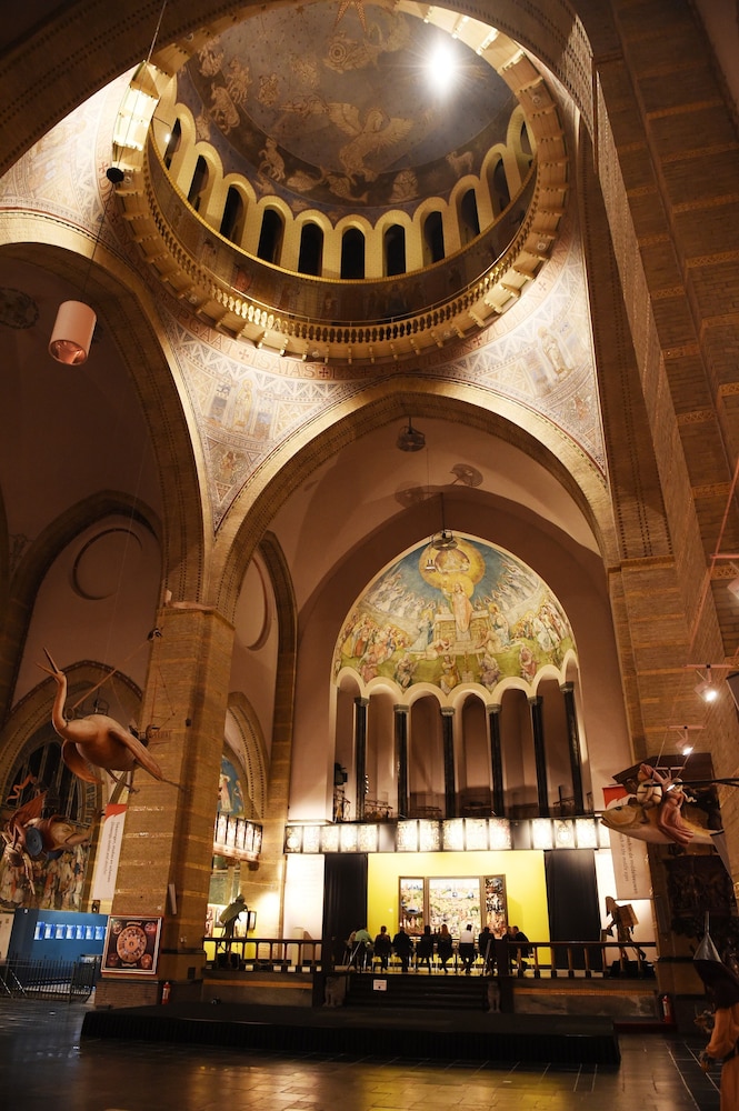 The Den, ‘s-Hertogenbosch, a Tribute Portfolio Hotel 6/49