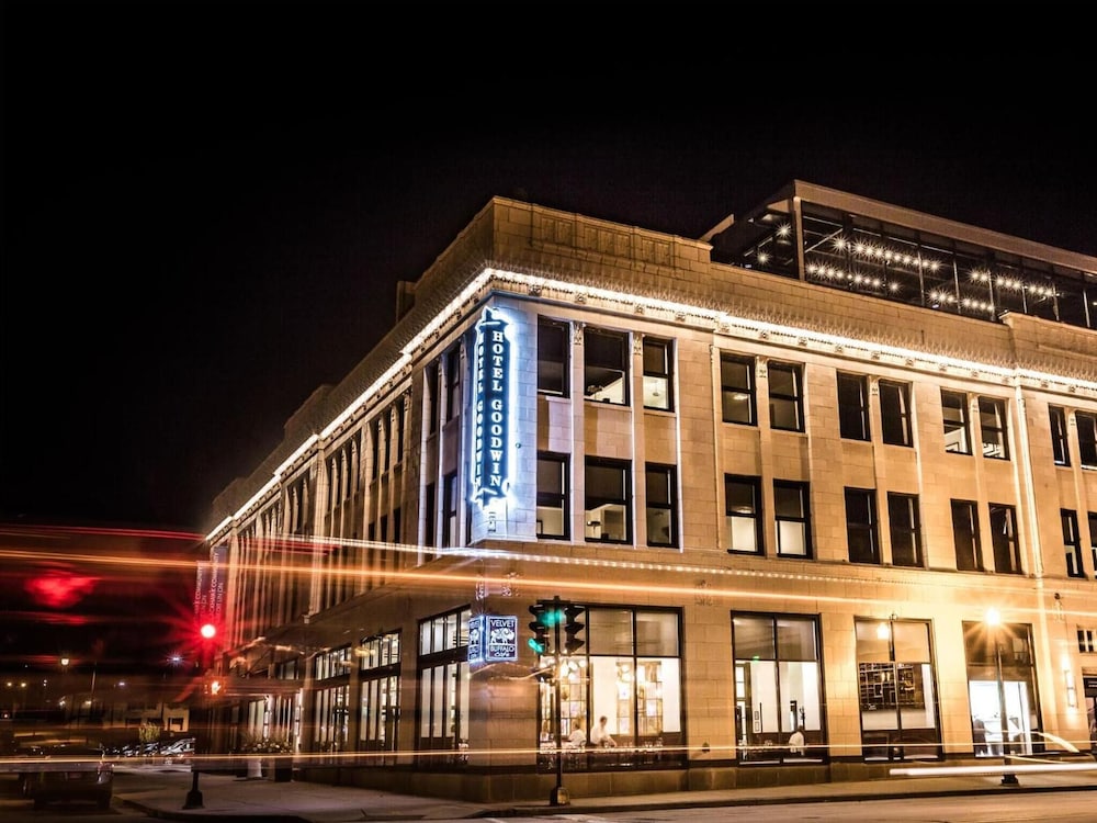 Hotel Goodwin 4/37