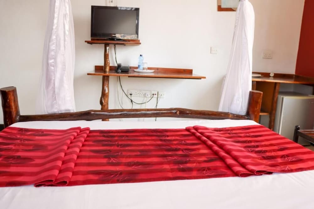 Bridge Hotel Mombasa 9/41