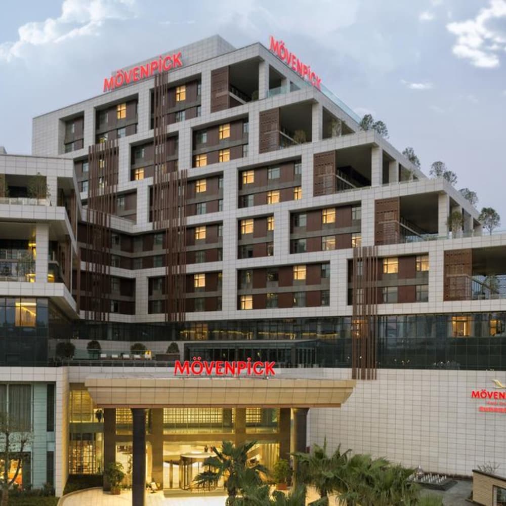 Movenpick Hotel Enshi 5/67