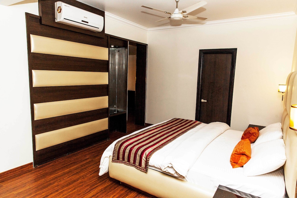 Hotel Subash International 18/50