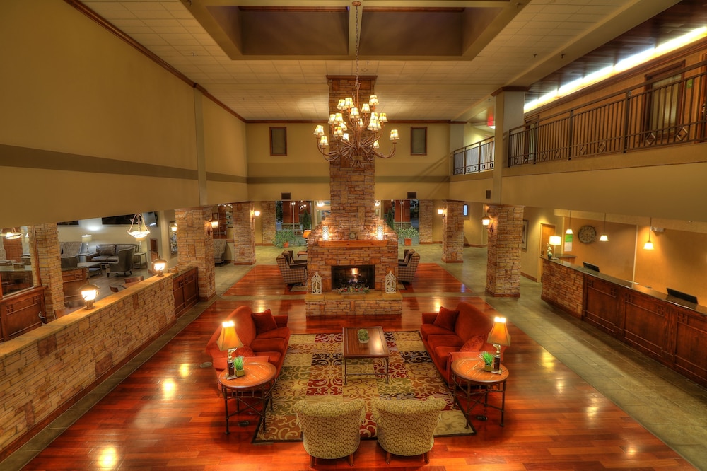 The Ramsey Hotel And Convention Center 56/69