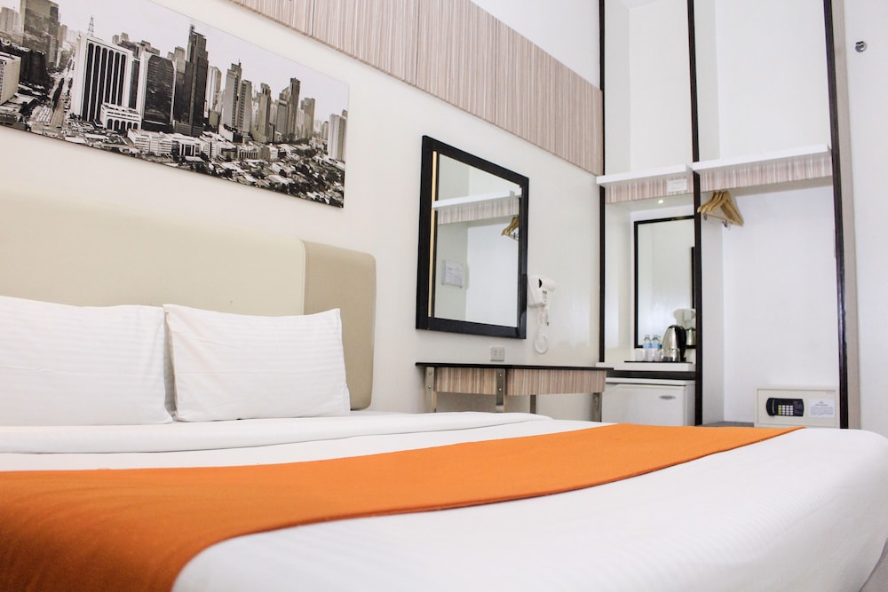 Majestic Hotel Manila 19/44