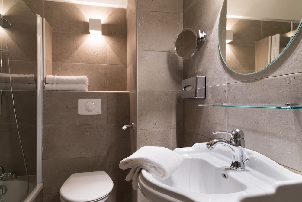 Hotel the Originals Du Parc Cavaillon 8/54